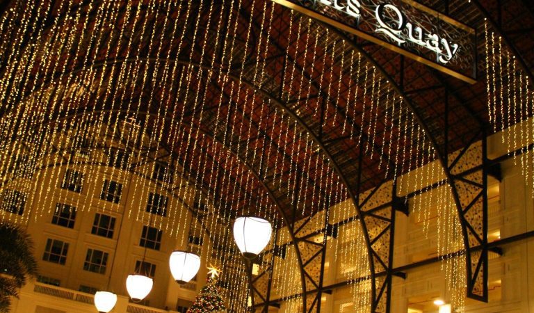 Seaside Splendor: Exploring the Charms of Straits Quay, Penang