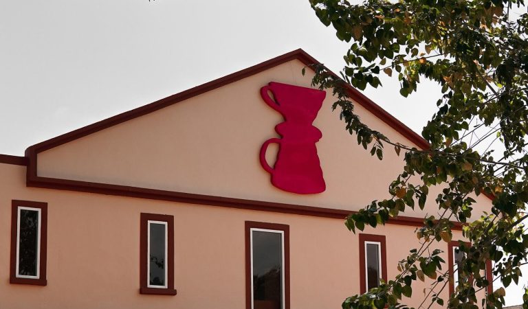 Brews & Bites: Discovering Delights at Ang Ang Roastery Cafe in Penang