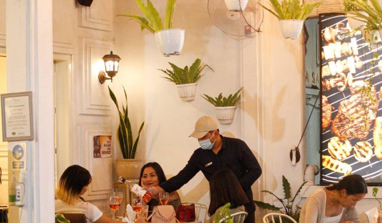 Lopodo Cafe: A Culinary Journey Through Balinese Heritage