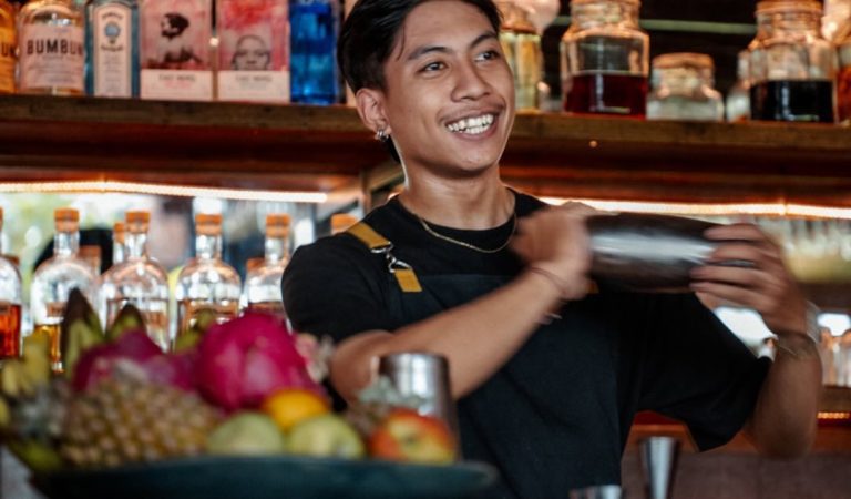 RiZE Cafe Bali: Where Every Sip Elevates the Senses