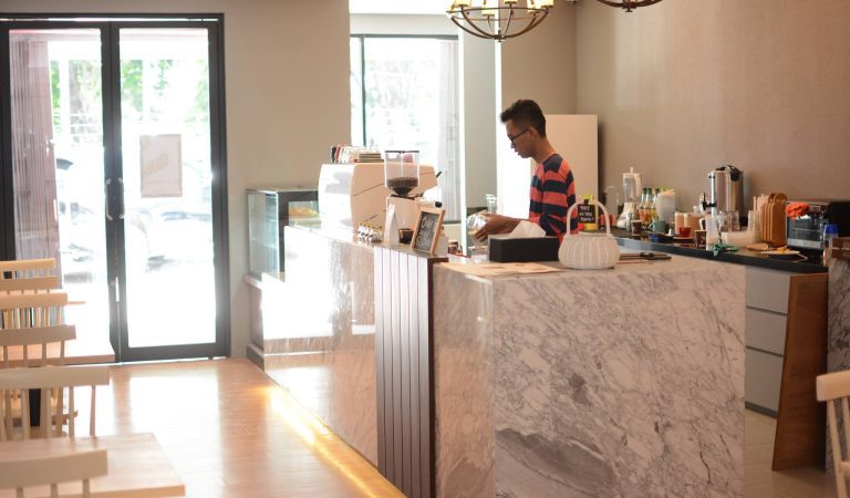 Tavor Cafe: A Tranquil Oasis in Jakarta’s Bustling Urban Landscape