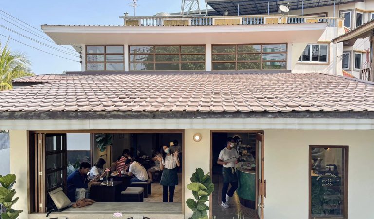 Mitte Mitte Cafe: Where Creativity and Community Collide in Chiang Mai