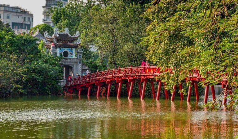 Hoan Kiem Lake and Ngoc Son Temple: Hanoi’s Scenic and Spiritual Oasis